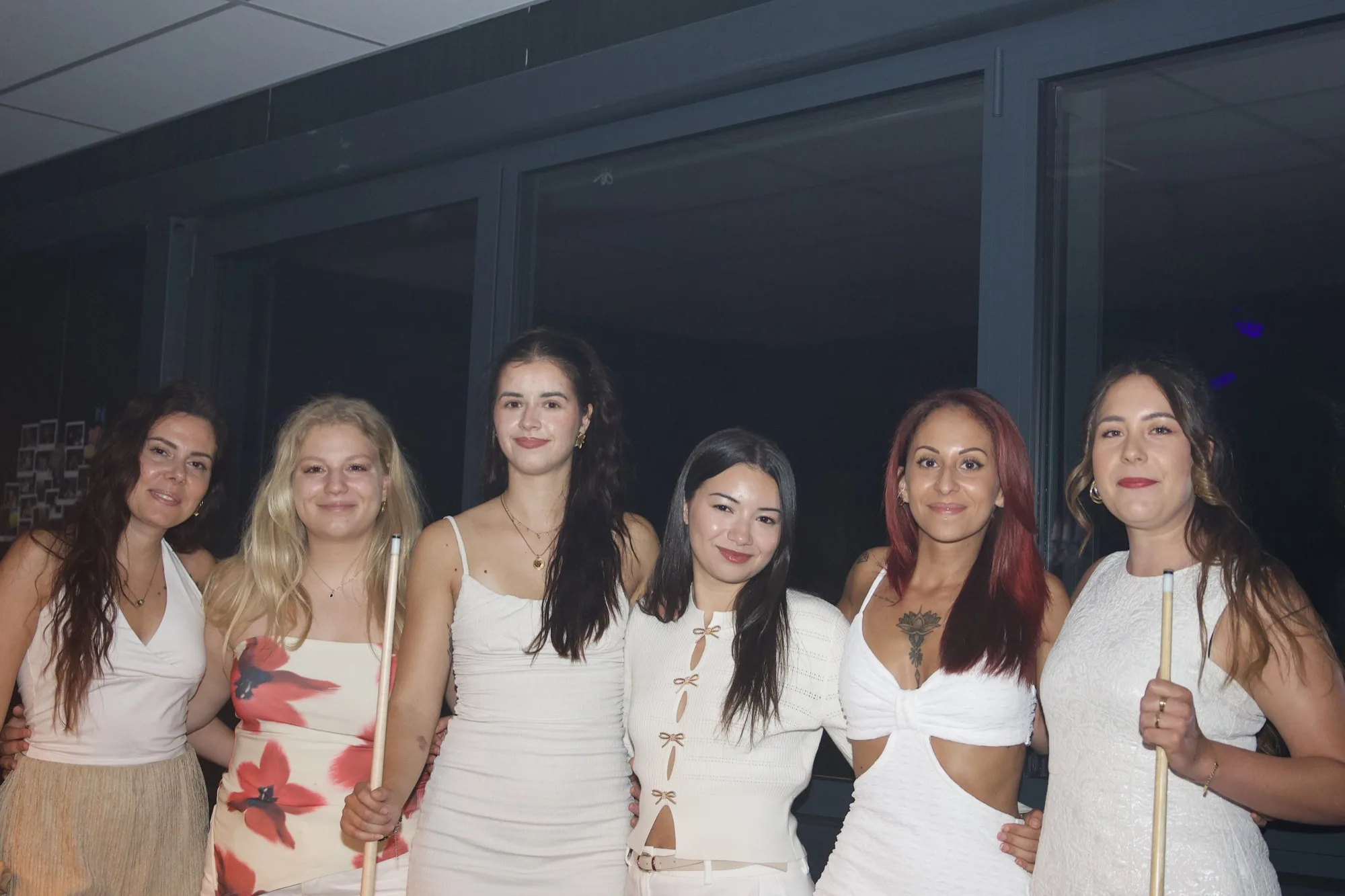 Photo White Party Favela Bar