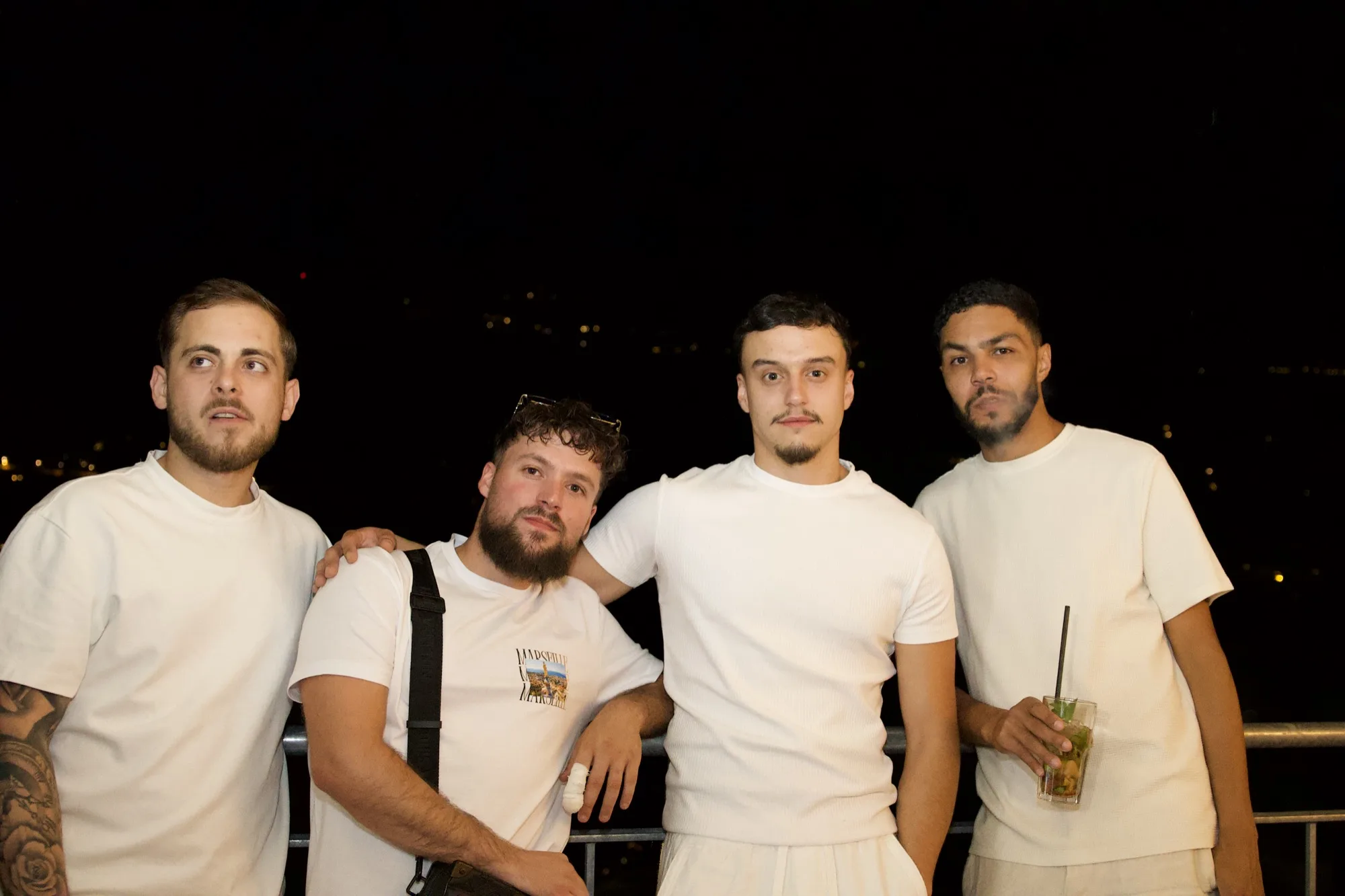 Photo White Party Favela Bar