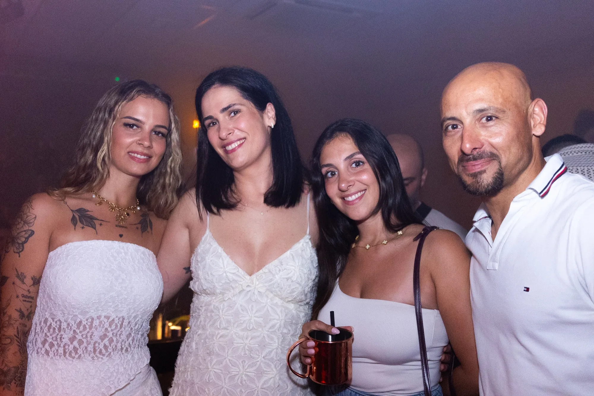 Photo White Party Favela Bar