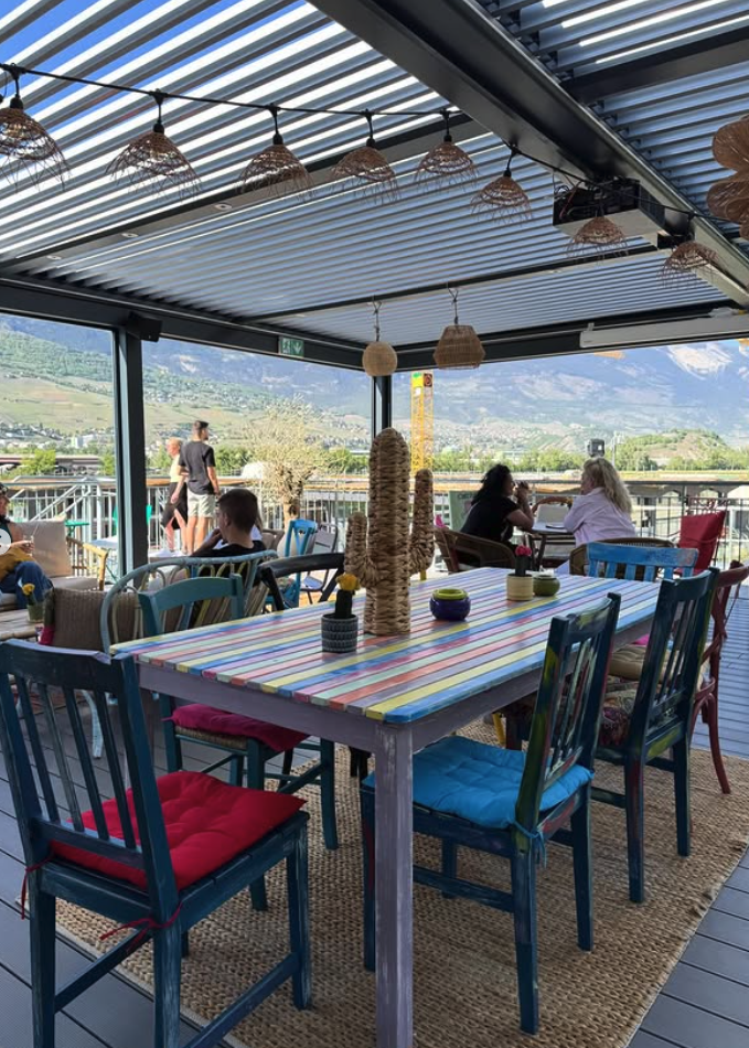 Le Topo, rooftop avec vue sur la Vallée du Rhône